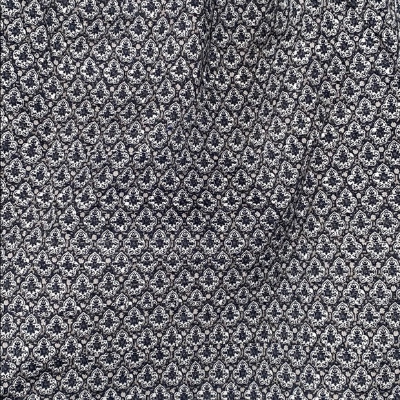 Wheat Yoke Pleats Dress - Picture 4 of 5